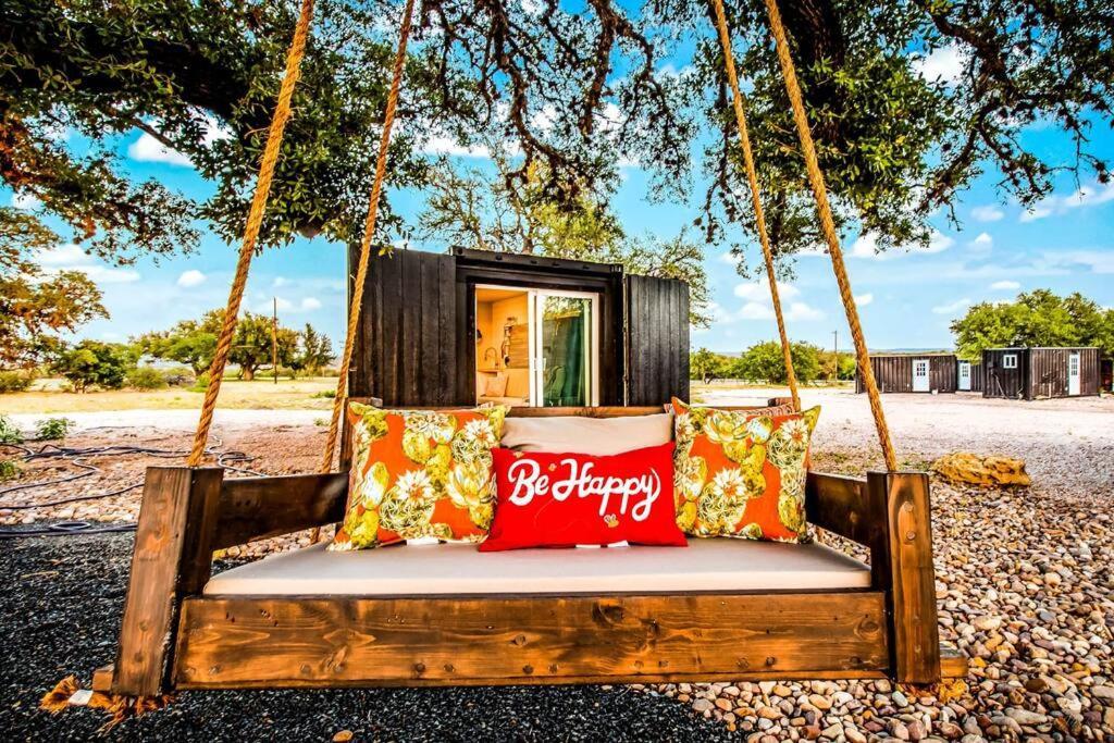 The Container Retreat @ 290 Wine Trail #9 Get Away Today! Hye Exterior foto